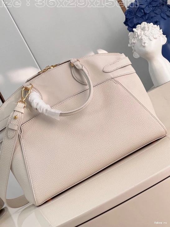 LOUIS LOCK VUITTON MM IT 0731